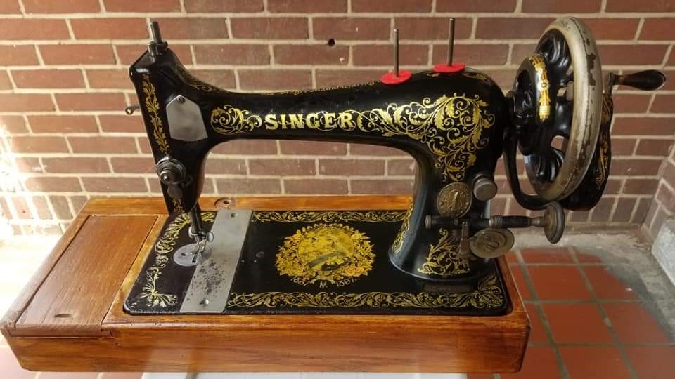 singer sewing machine table  Antiques, Art & Collectables