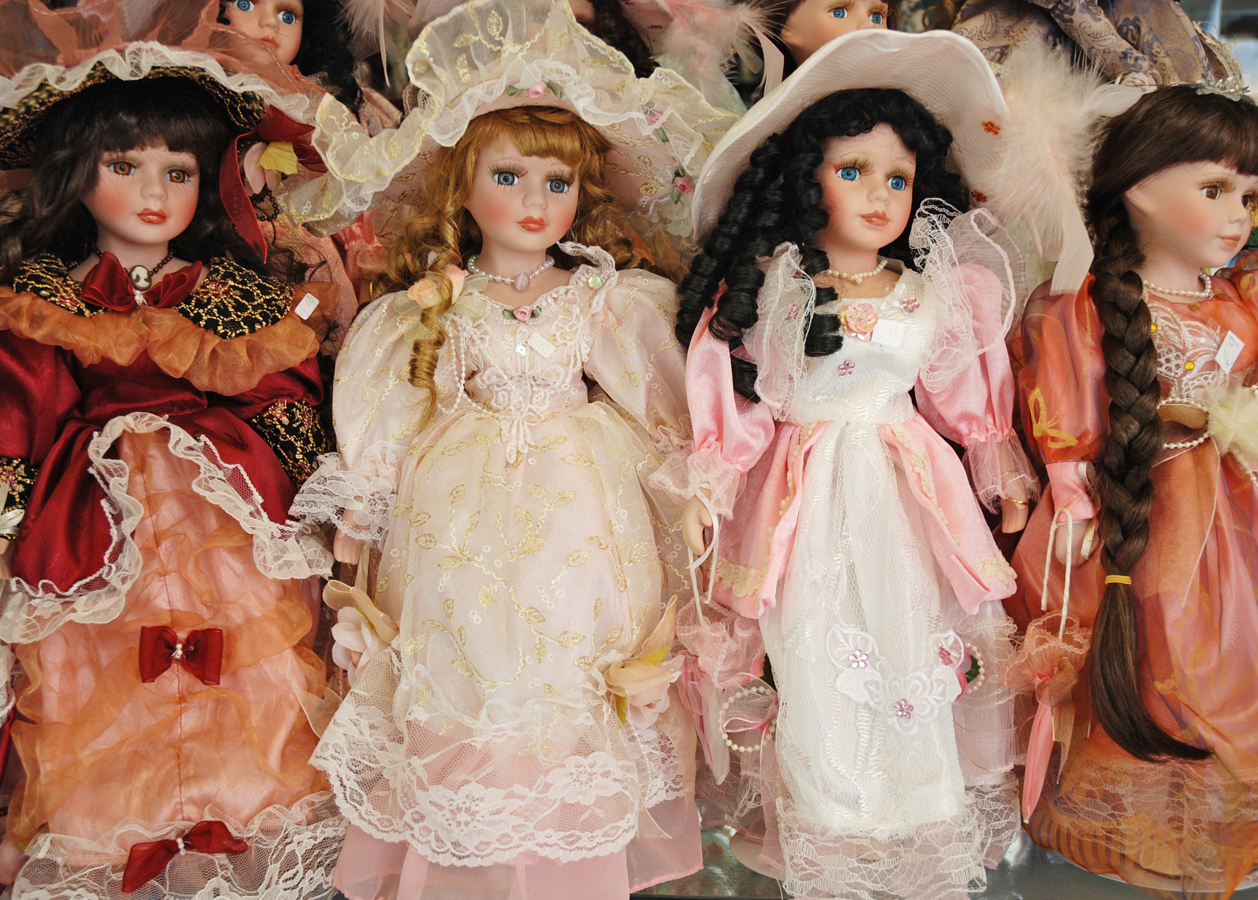 Collection dolls porcelain on sale