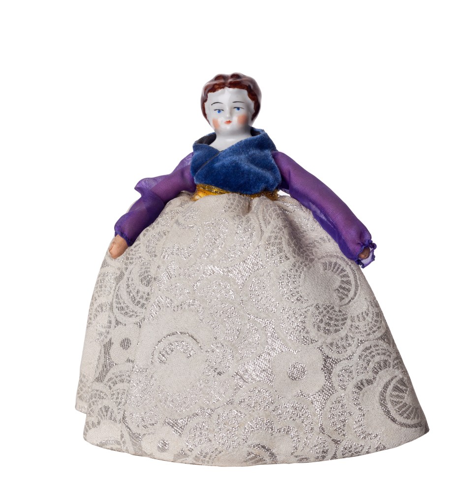 Unveiling The Secrets How To Identify Antique Dolls Collectibles