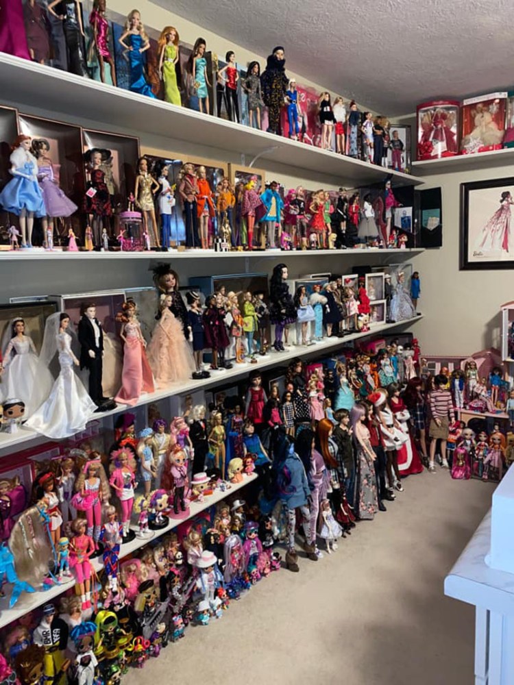Barbie doll display